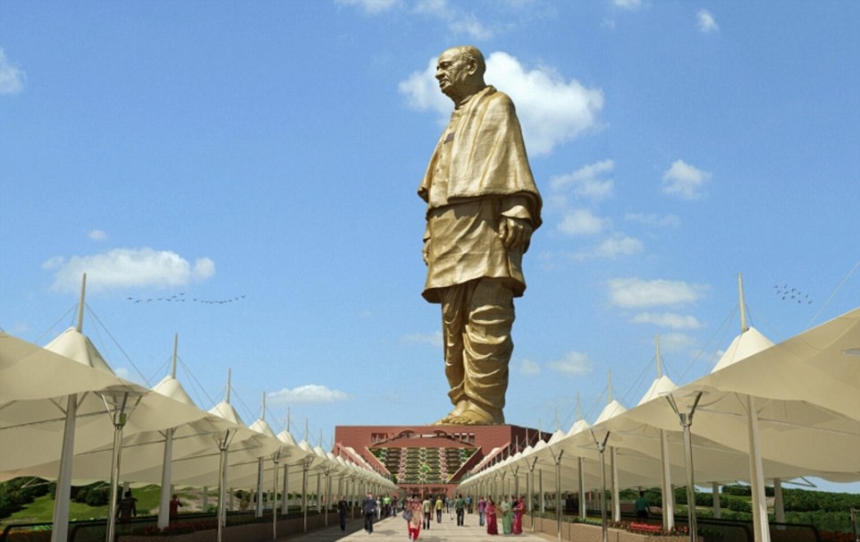 В Индии появилась самая высокая статуя в мире